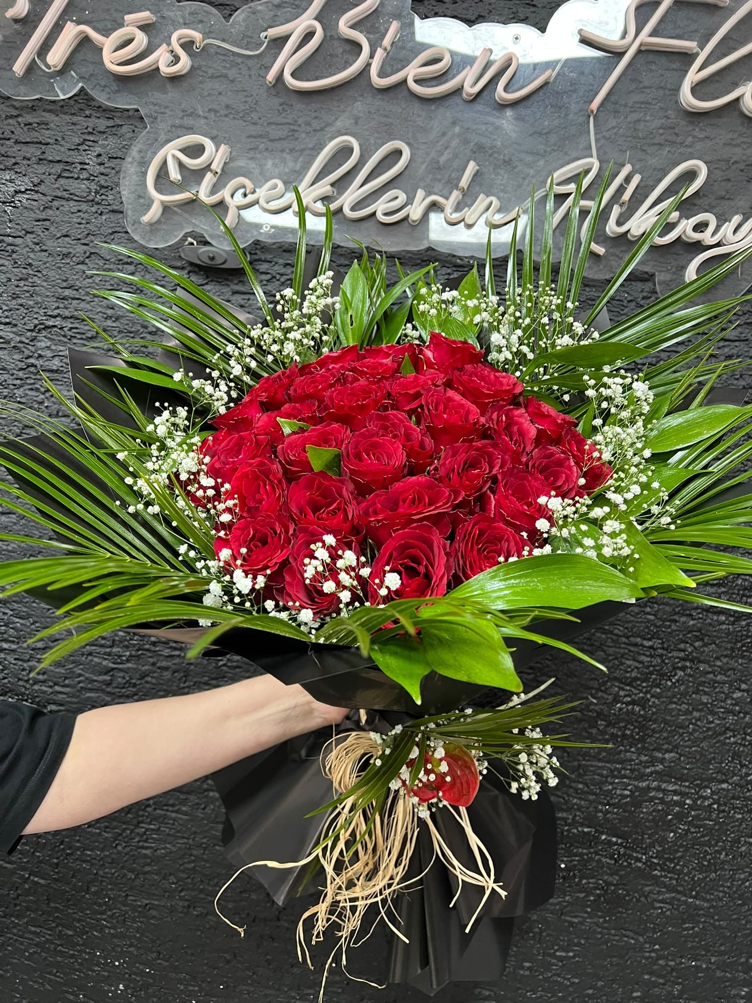 30'lu Kırmızı Gül & Cipsofilya Buketi