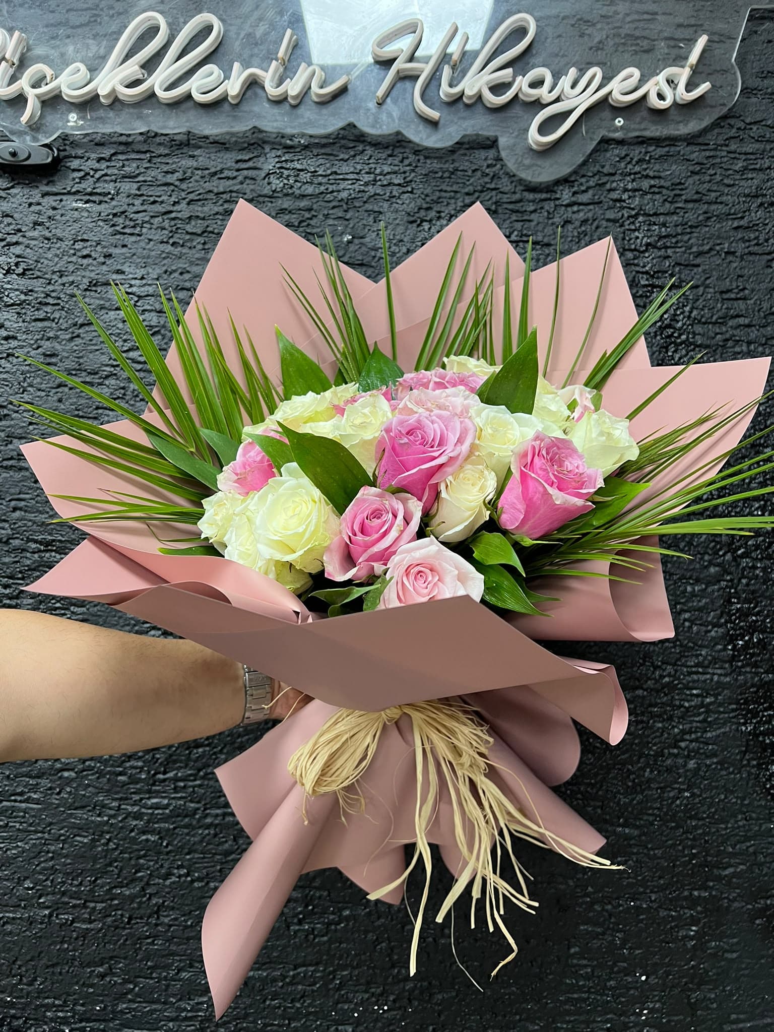 20'li Pembe & Beyaz Gül Buketi
